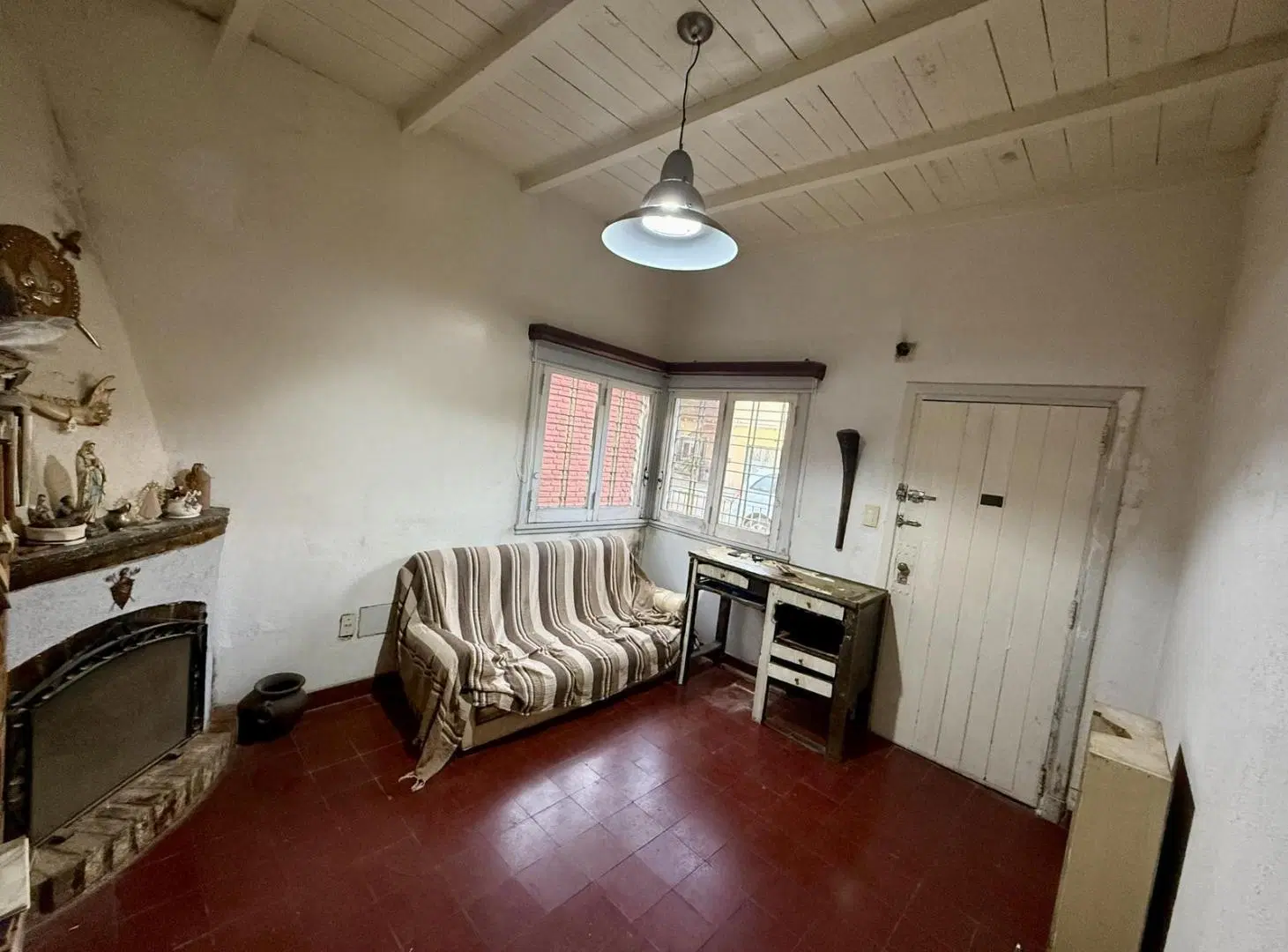 CASA 5 AMBIENTES CON JARDIN Y GARAJE TURDERA APTO CREDITO 4