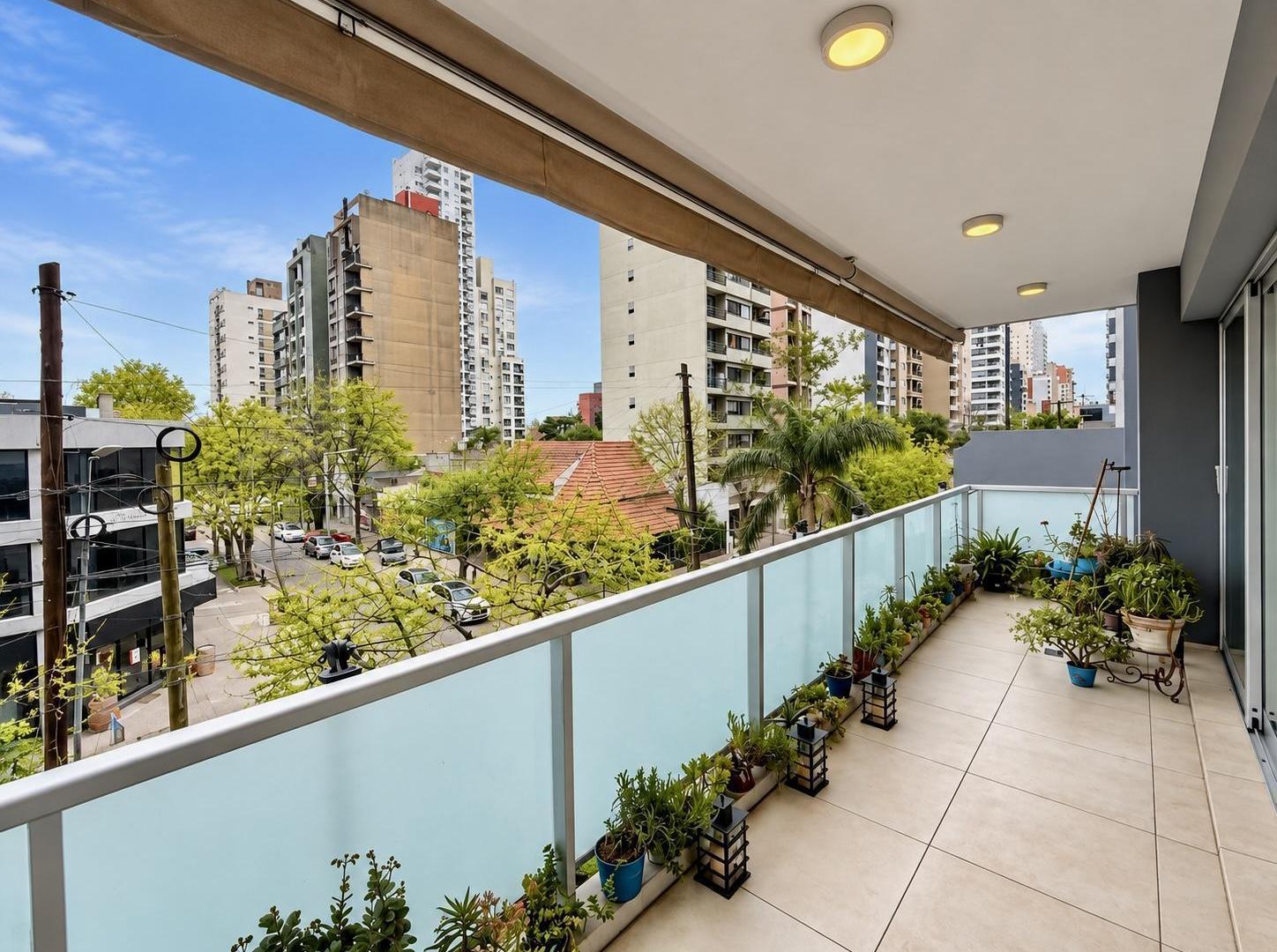 Foto de VENTA PISO DE CATEGORIA 4 AMBIENTES CON COCHERA LAS LOMITAS, imagen 4