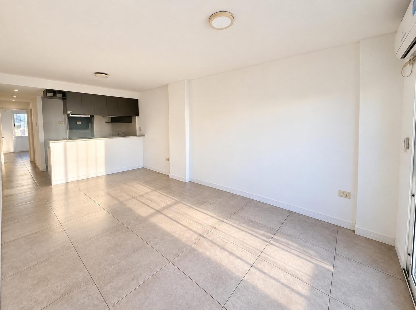 Foto de ALQUILER DEPARTAMENTO 2 AMBIENTES EN BANFIELD, imagen 5