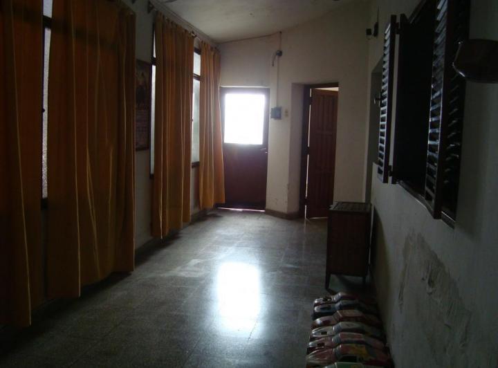 CASA EN PH - una sola planta muy buena ubicación ,barrio Ciudadela-. 2