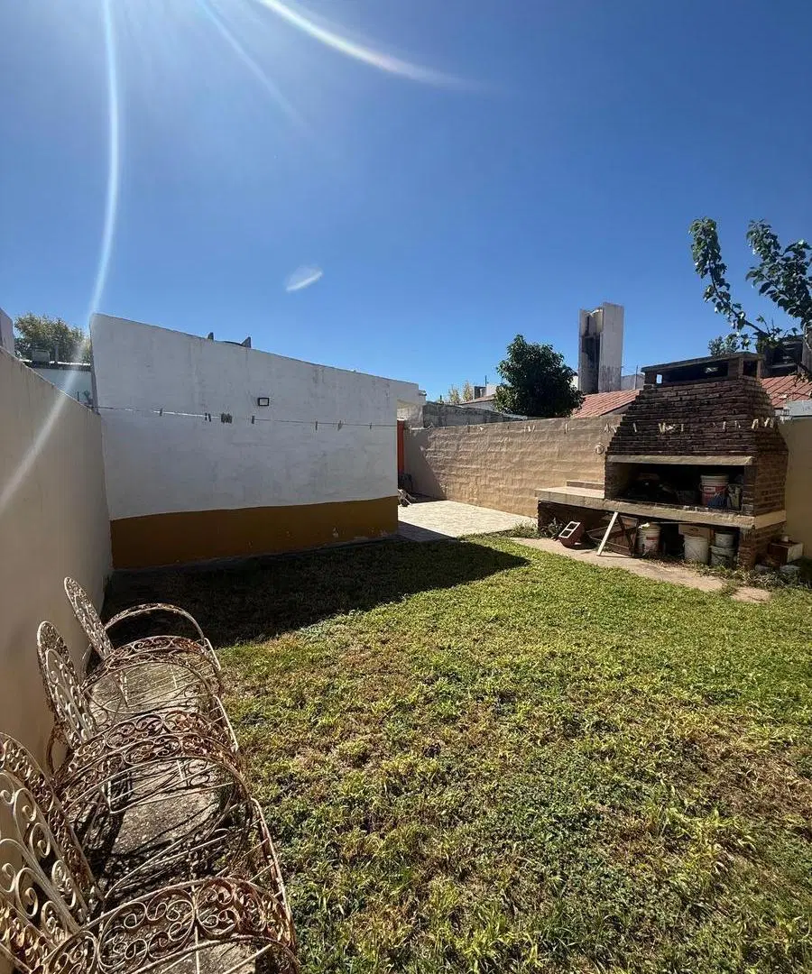 Venta de casa en Los Boulevares 1