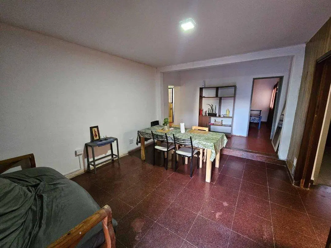 Casa Venta Naciones Unidas 4 Dormitorios 2