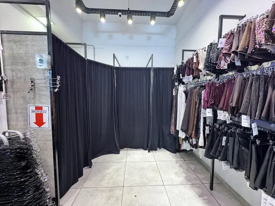 Local comercial en alquiler, Galería Córdoba, Rosario 1