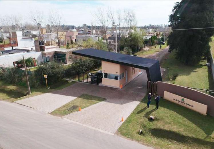 Terreno en venta en Las Casuarinas, Ibarlucea