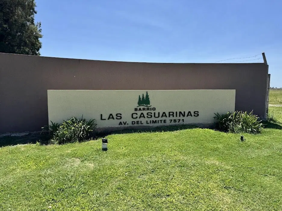 Terreno en venta en Las Casuarinas, Ibarlucea 3