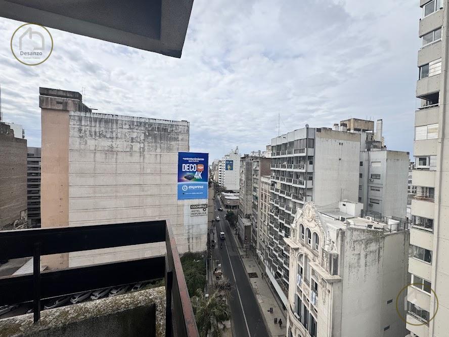 Foto de Departamento en venta 3 dormitorios Rosario Centro, imagen 2