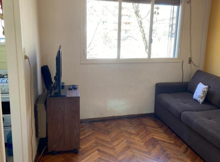 VENTA- DEPTO 2 AMB. **BAJAS EXPENSAS** ++APTO CREDITO++ 5