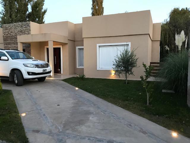 Casa - Plottier 4