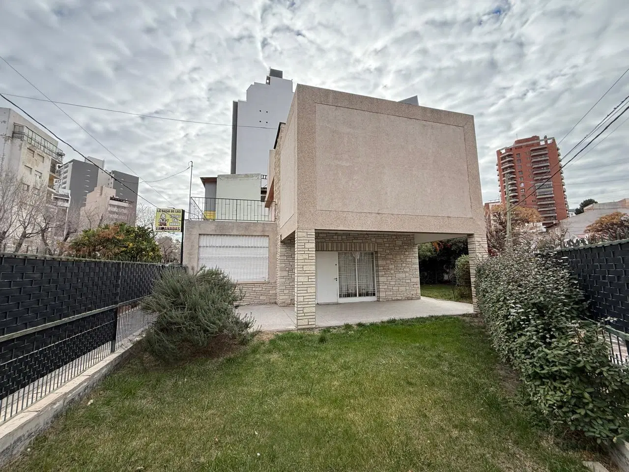 Casa en alquiler en el centro de Neuquén 3
