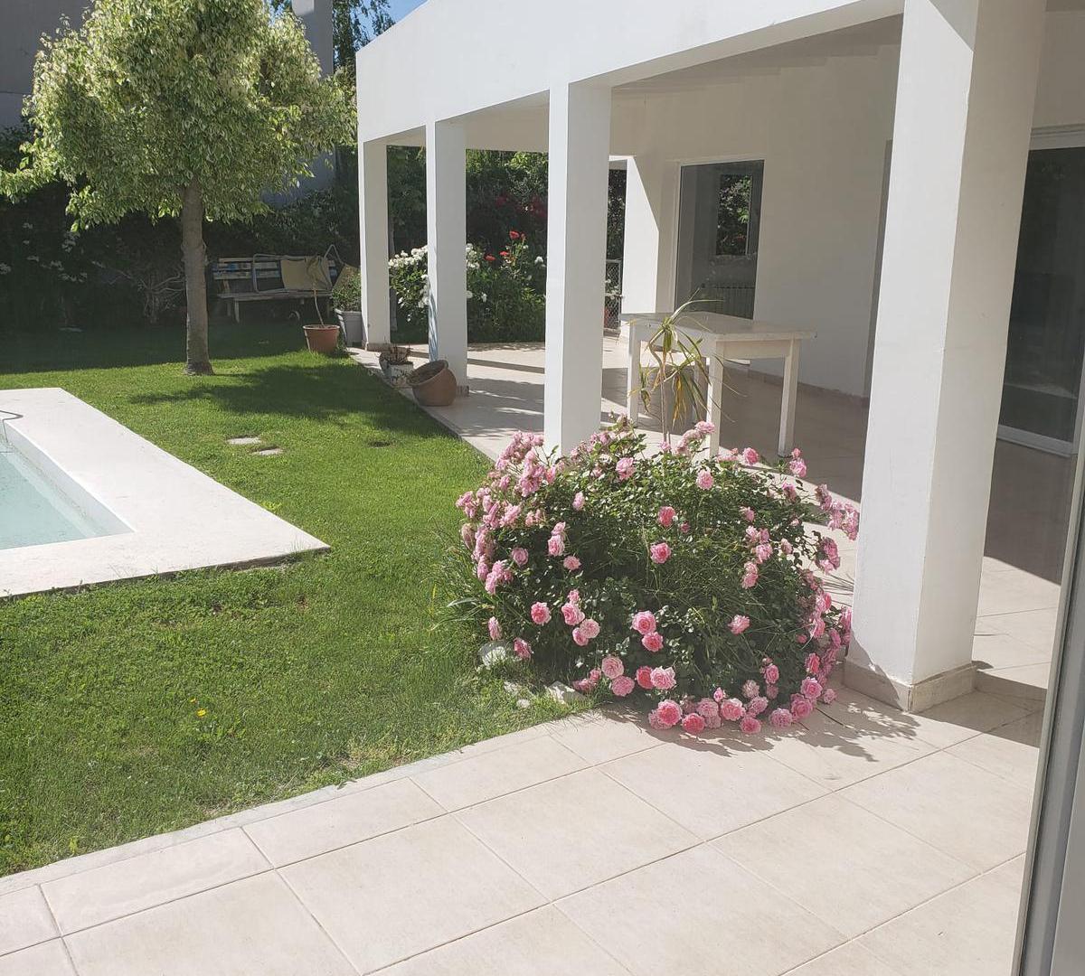 Foto de Casa en en Cerrado Comahue Golf Club, imagen 1