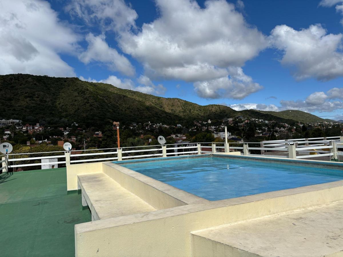 Venta Monoambiente Pb con Cochera en Centro Villa Carlos Paz 5