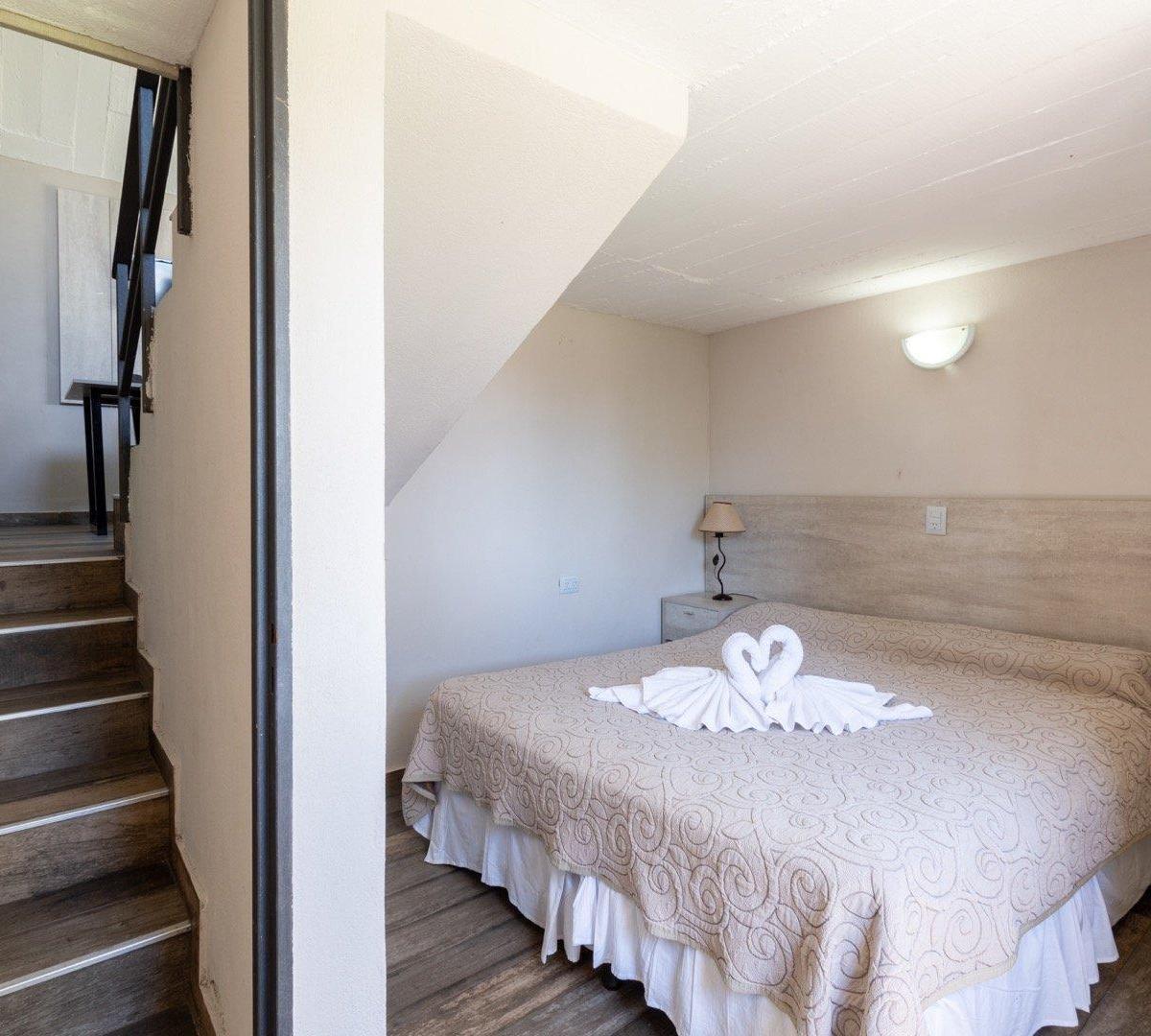 Foto de VENTA HOTEL Y COMPLEJO DE CABAÑAS EN VILLA CARLOS PAZ, imagen 3