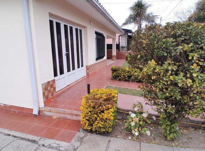 VENTA APTO CRÉDITO CASA + DEPARTAMENTO SANTA RITA CARLOS PAZ 3