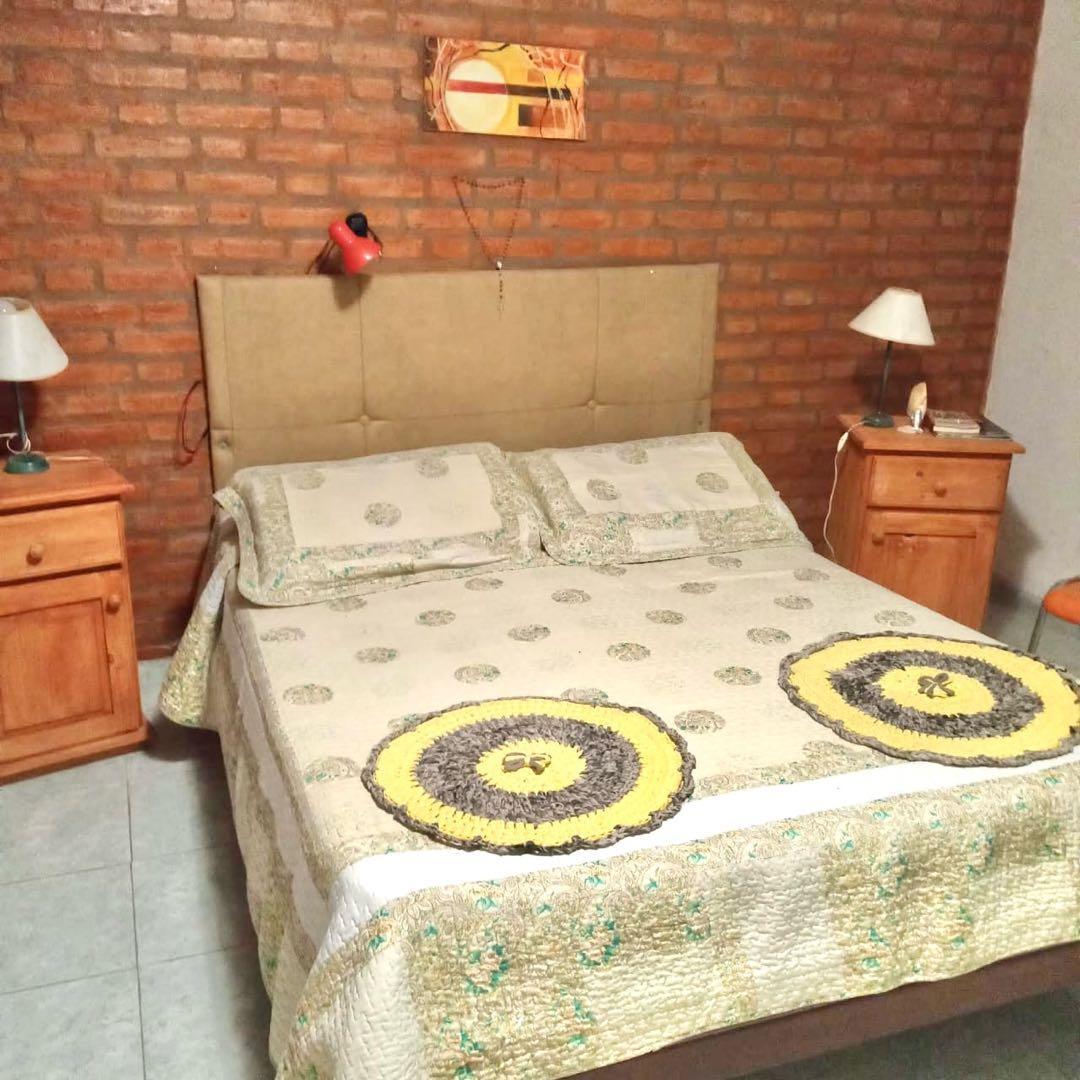 ALQUILER TEMPORARIO – CASA 2 DORMITORIOS – VILLA CARLOS PAZ