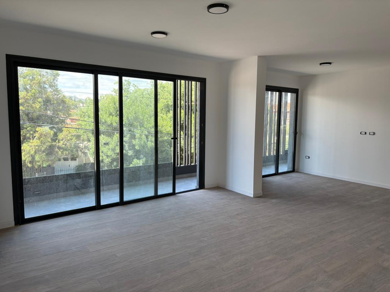 VENTA DEPARTAMENTO A ESTRENAR 2 DORMITORIOS-1 EN SUITE- CARLOS PAZ