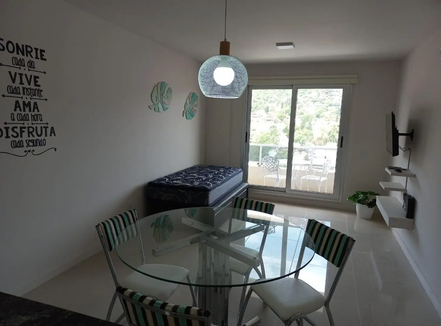 VENTA DEPARTAMENTO 1 DORM AMOBLADO Y COCHERA OPERA CARLOS PAZ 1