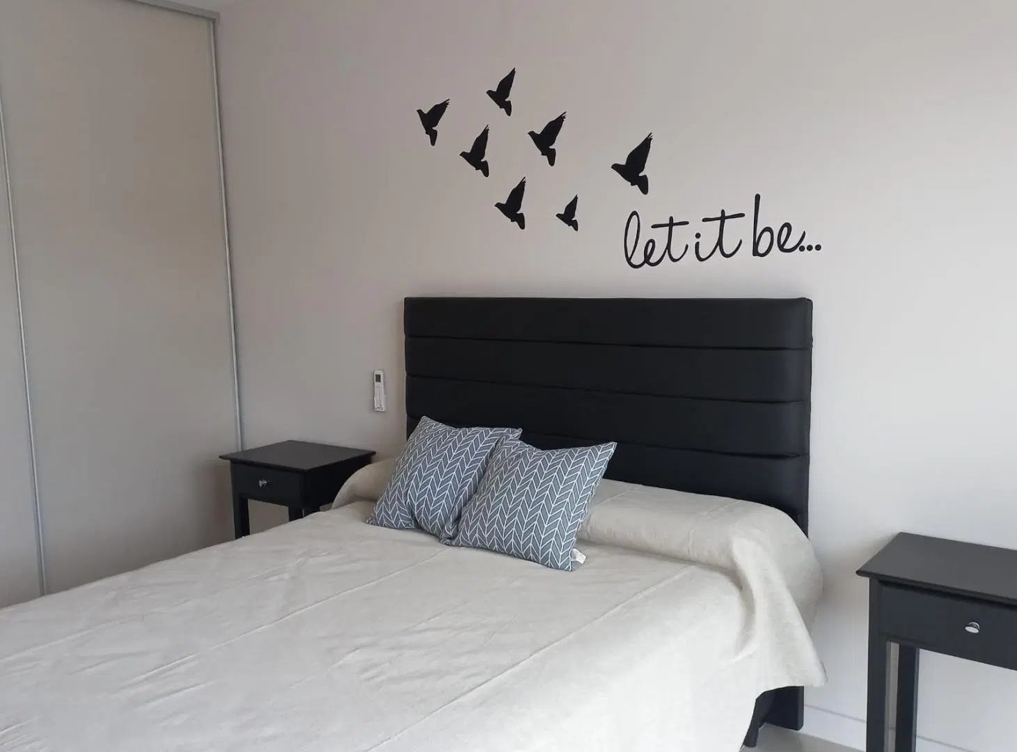 VENTA DEPARTAMENTO 1 DORM AMOBLADO Y COCHERA OPERA CARLOS PAZ 3