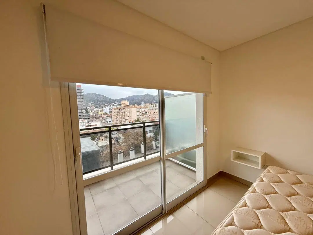 ALQUILER ANUAL DEPARTAMENTO 1 DORMITORIO CON BALCÓN- CENTRO CARLOS PAZ 8