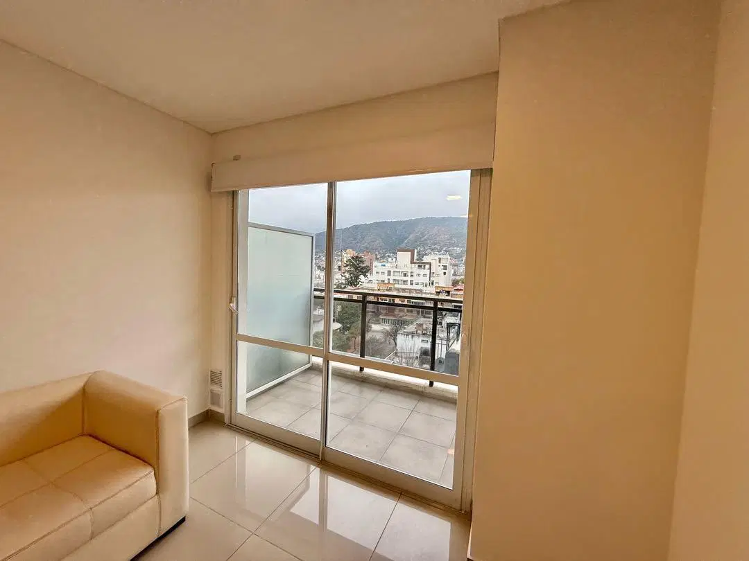 ALQUILER ANUAL DEPARTAMENTO 1 DORMITORIO CON BALCÓN- CENTRO CARLOS PAZ 4