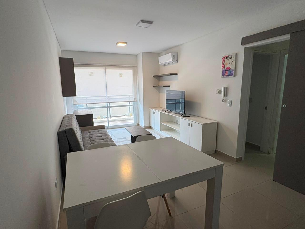 Foto de VENTA DEPARTAMENTO 1 DORMITORIO AMOBLADO Y EQUIPADO CENTRO CARLOS PAZ, imagen 3