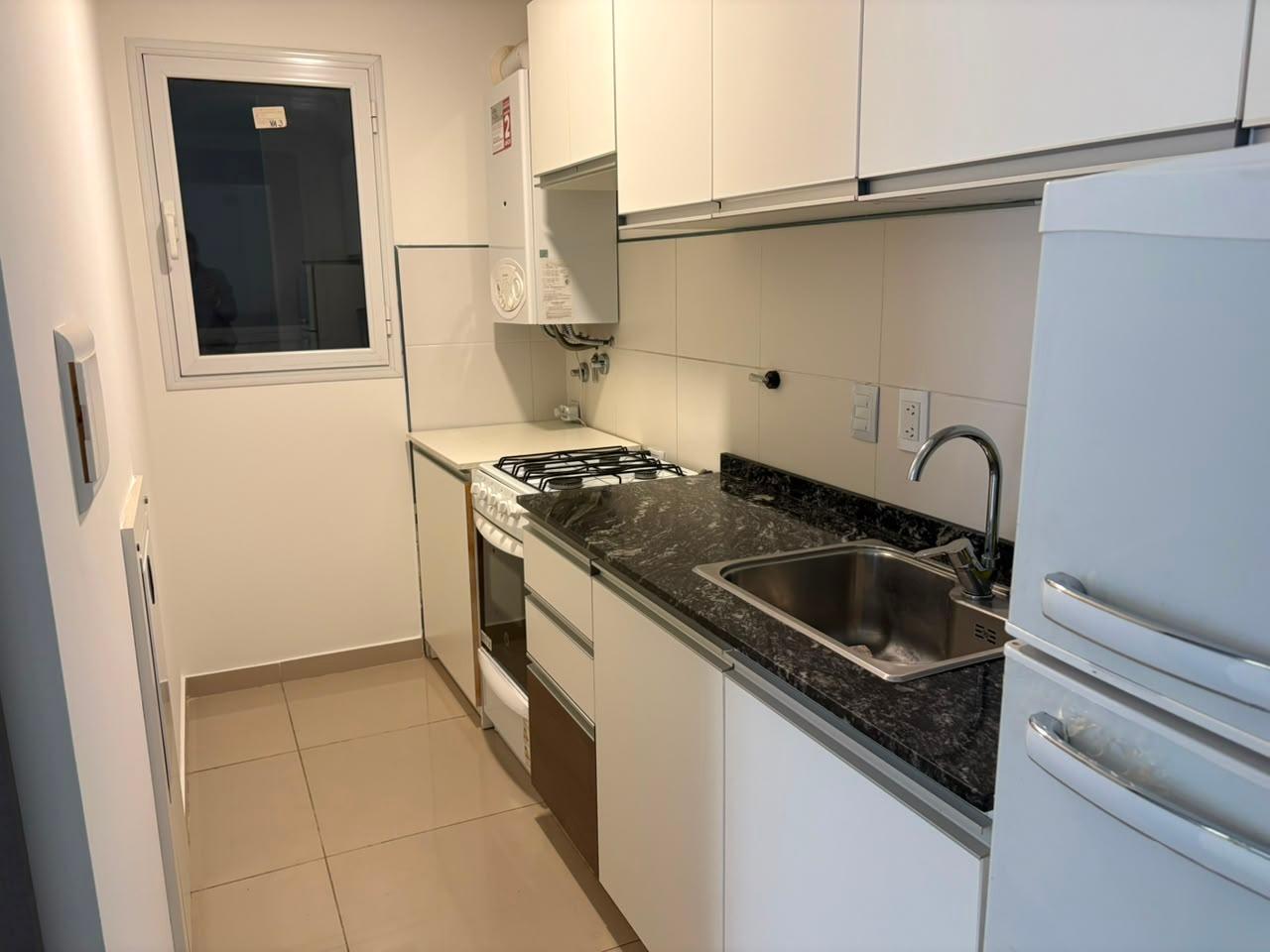 Foto de VENTA DEPARTAMENTO 1 DORMITORIO AMOBLADO Y EQUIPADO CENTRO CARLOS PAZ, imagen 5