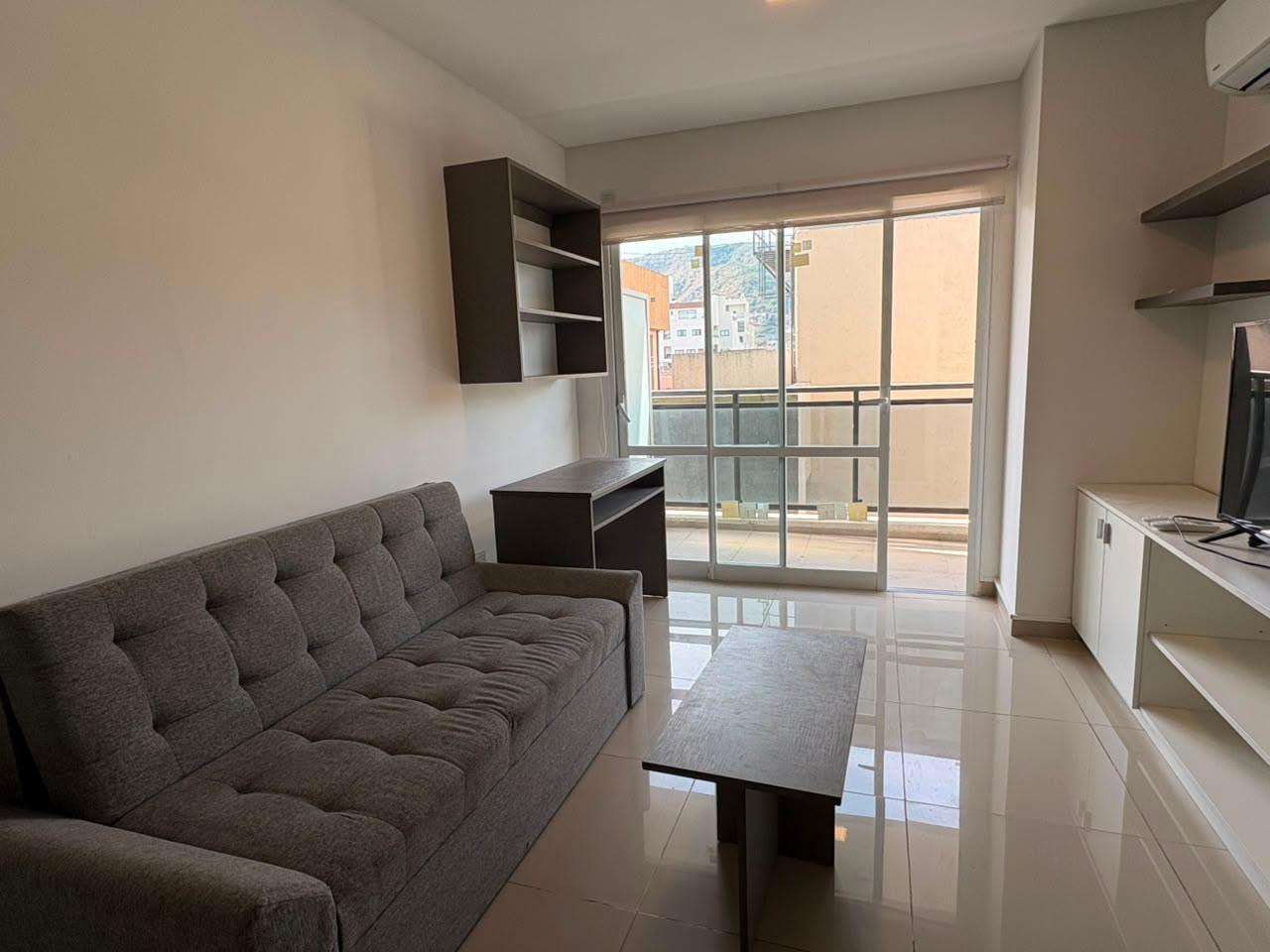 Foto de VENTA DEPARTAMENTO 1 DORMITORIO AMOBLADO Y EQUIPADO CENTRO CARLOS PAZ, imagen 1