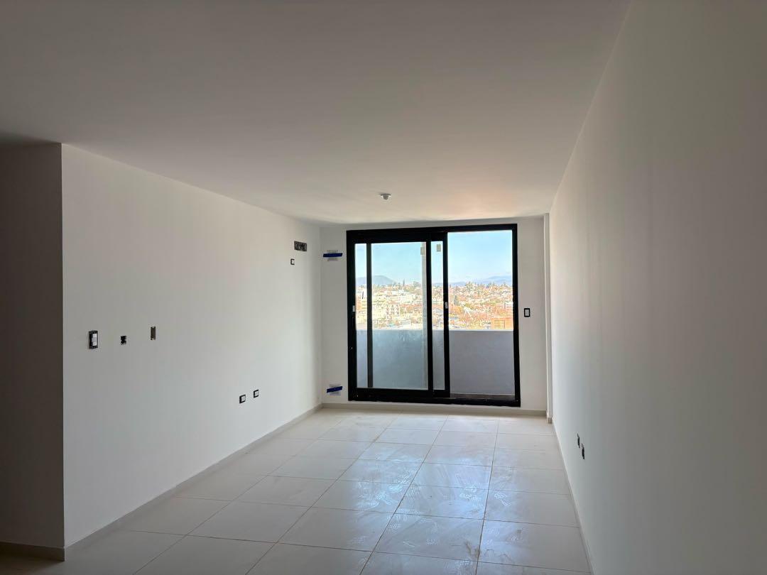 Foto de VENTA EN POZO | EDIFICIO DROMA | 1 DORMITORIO CON COCHERA CARLOS PAZ, imagen 1