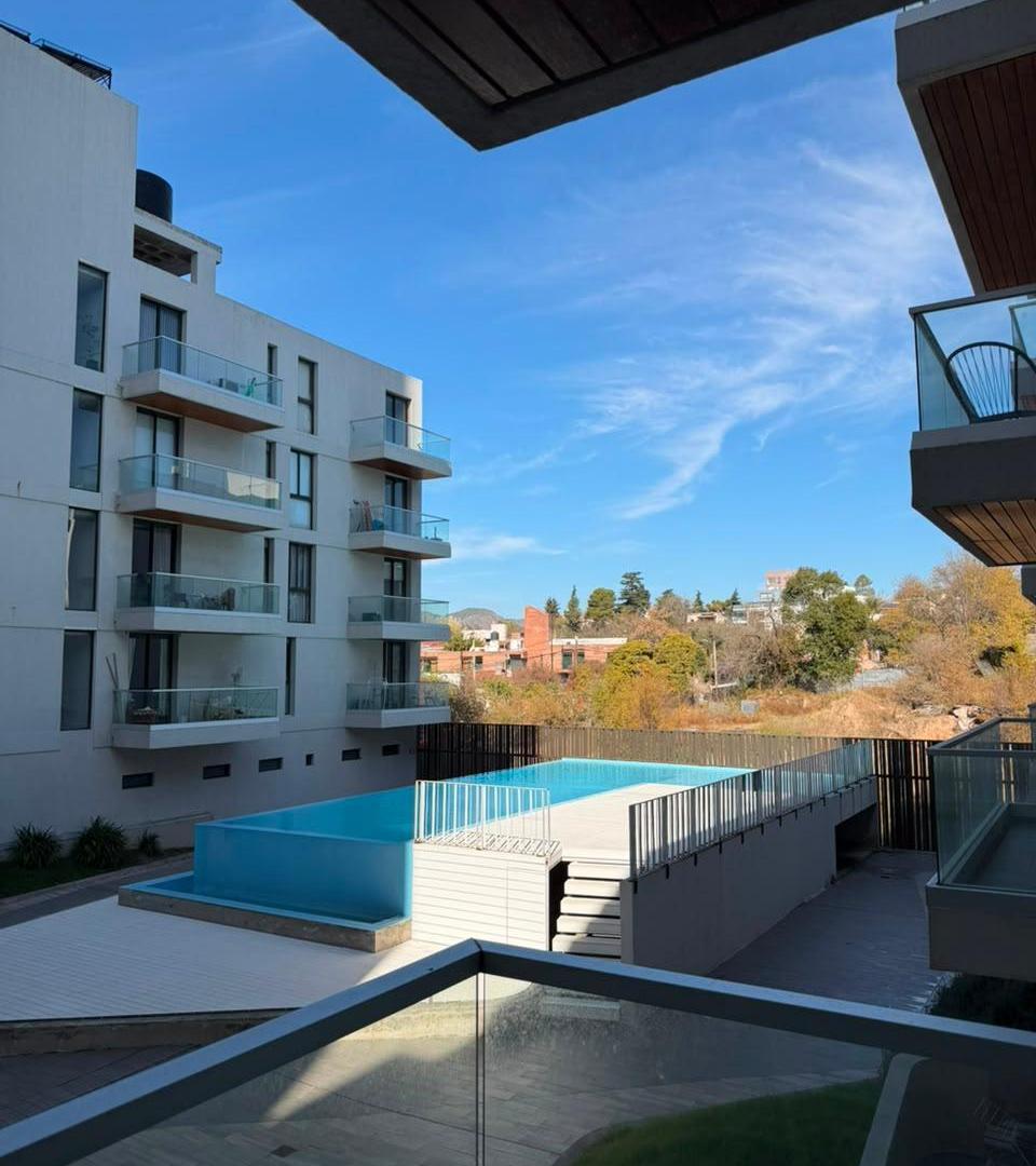 Foto de VENTA MONOAMBIENTE AMOBLADO CON COCHERA | LAKE TOWERS CARLOS PAZ, imagen 4