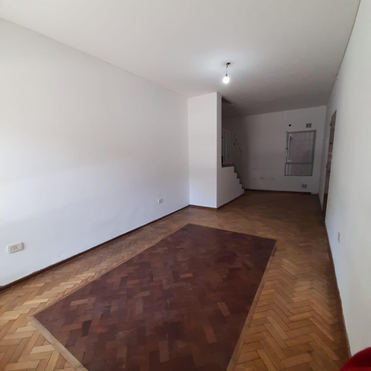 Duplex en Barrio Martin 3 Dorm., Balcón Al Frente y Patio Interno 2