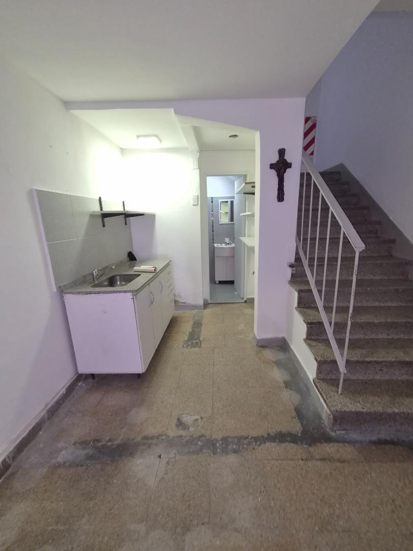Foto de LOCAL COMERCIAL - OFICINAS EN TRES NIVELES, imagen 4