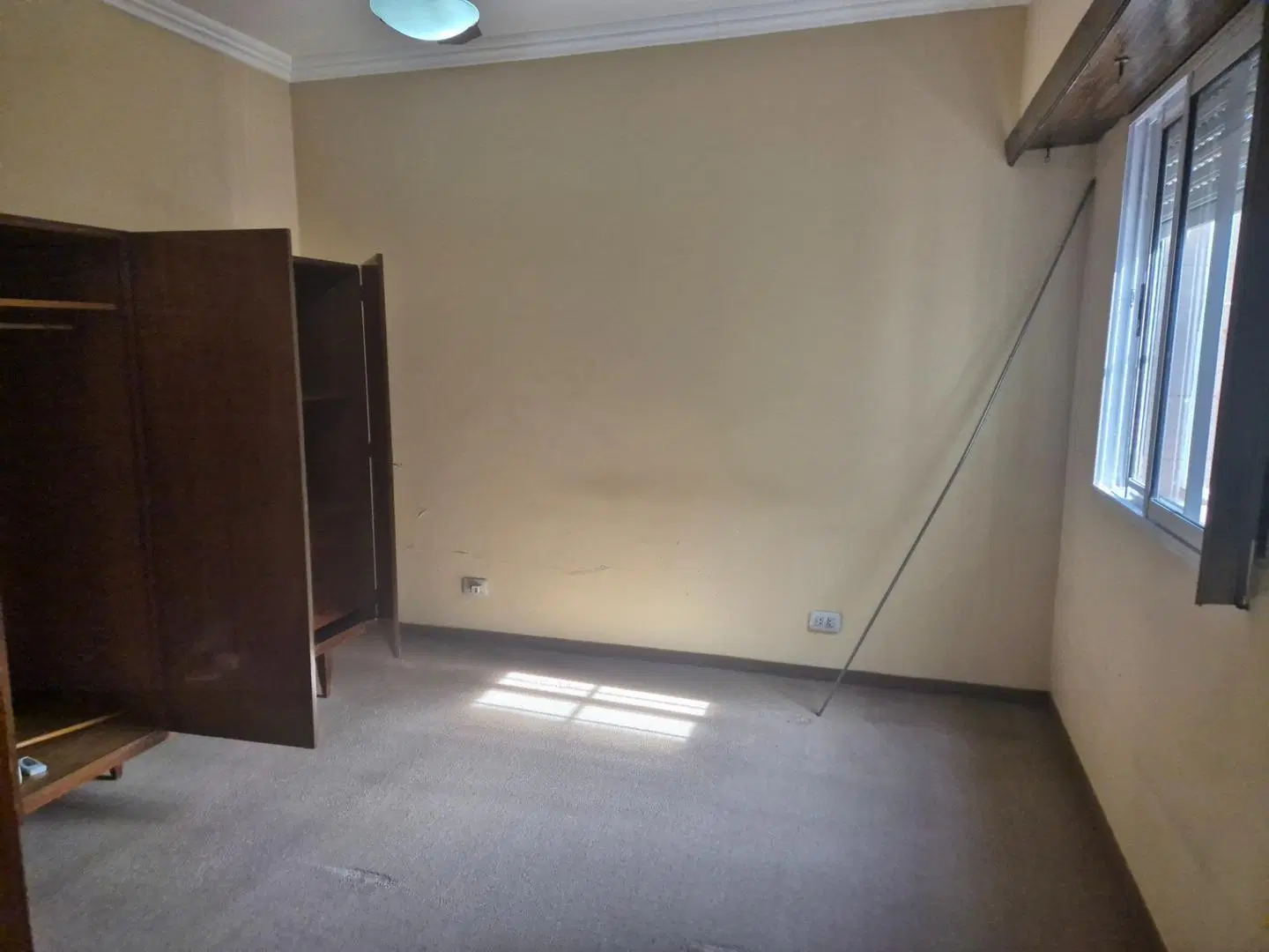 Casa en Banfield dos dormotorios 4
