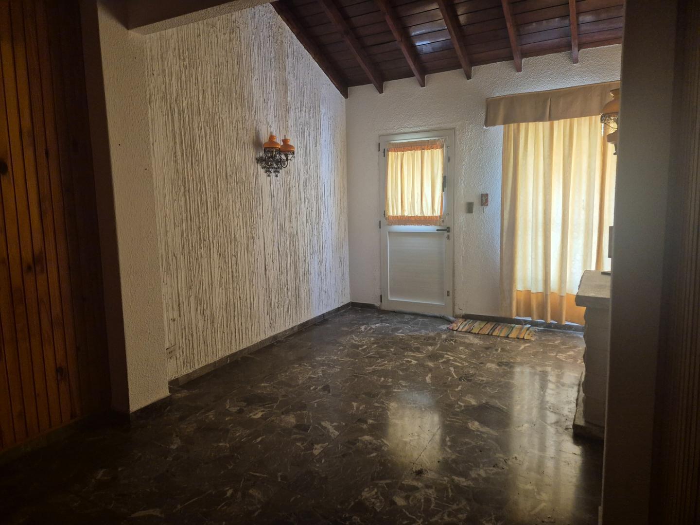 Casa en Banfield dos dormotorios