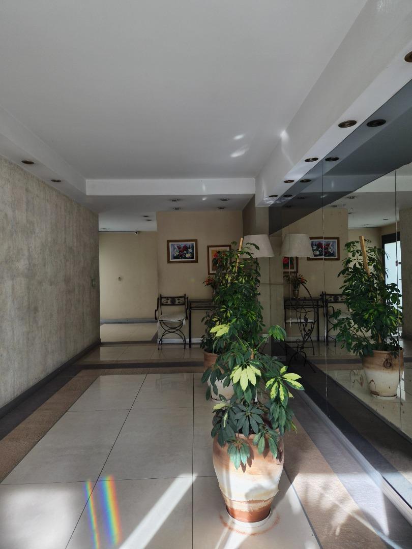 Foto de Hermoso dos ambientes en Banfield, imagen 2