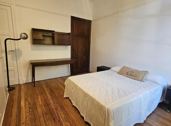 Departamento 3 ambientes vintage totalmente refaccionado frente a Parque Patricios 2