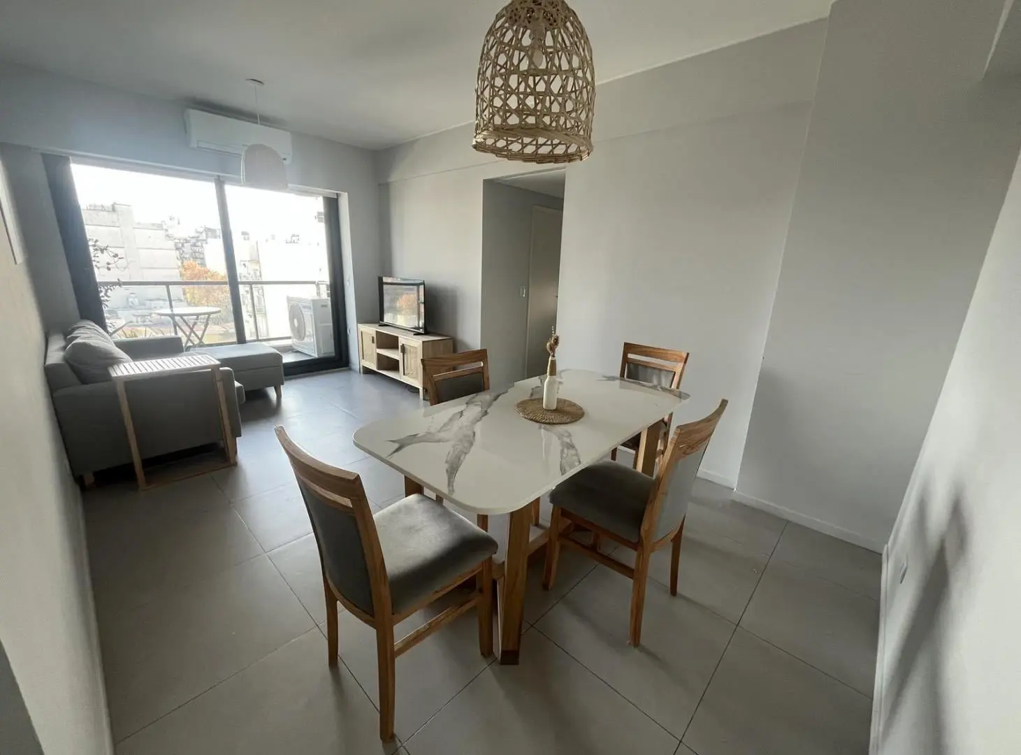 Departamento 3 ambientes Seguridad 24hs Cowork Piscina Salon Terraza Views 2