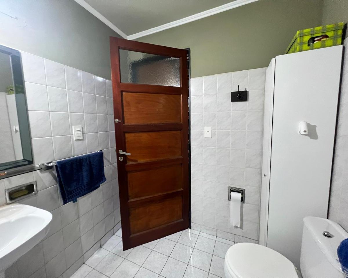 SE VENDE CASA CON LOCAL EN SOLER AL 600!!!