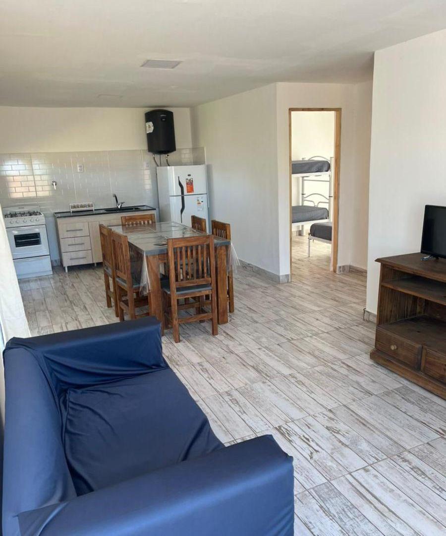 Foto de SE VENDE CASA A 50 MTS DEL MAR EN PUEBLO DARWIN!!!, imagen 4