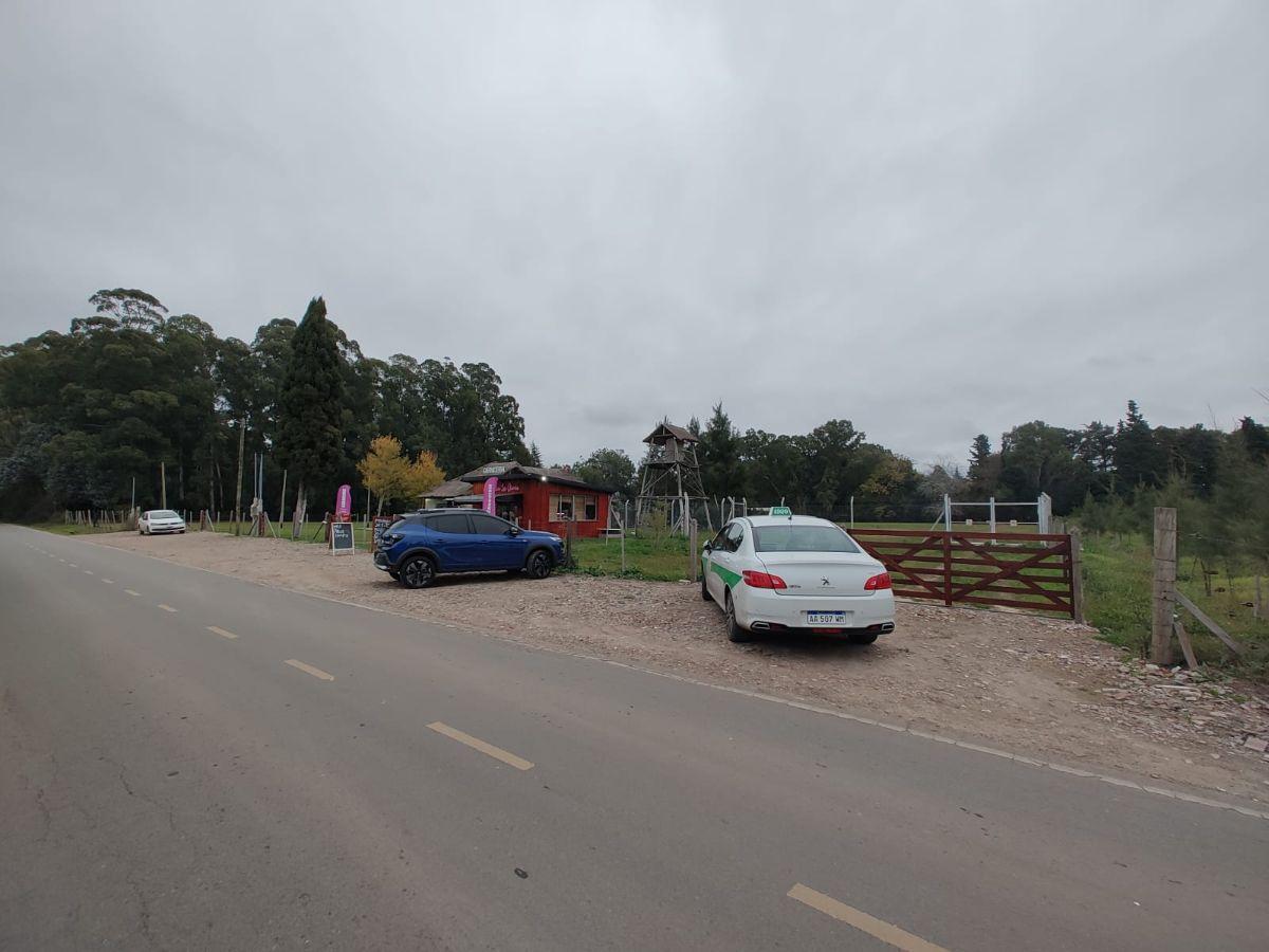 Vendo amplio terreno de 49,80 mts de frente por 135 mts de fondo