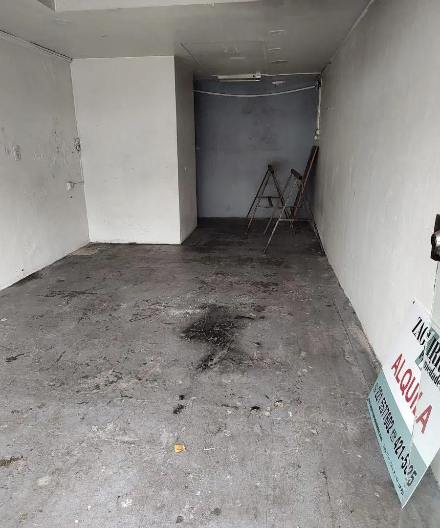 Alquilo local planta baja al frente en avenida 44 e/ Plaza Italia y 8 2