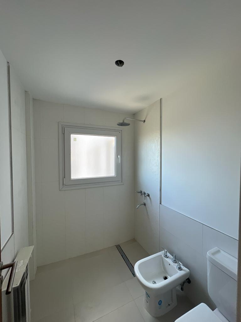 Departamento Céntrico a Estrenar de 2 Dorm. con Cochera 3