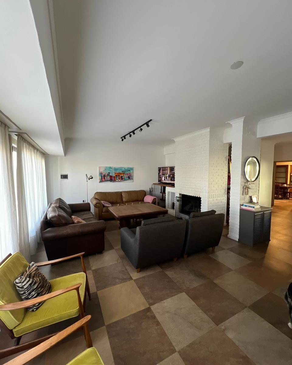Casa en Venta - Zona Avellaneda y Brasil 4