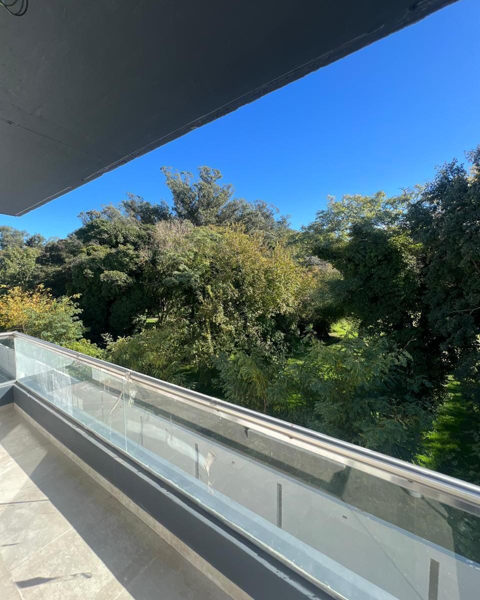 Departamento en Venta de un Dormitorio con Cochera - Zona Calvario 2