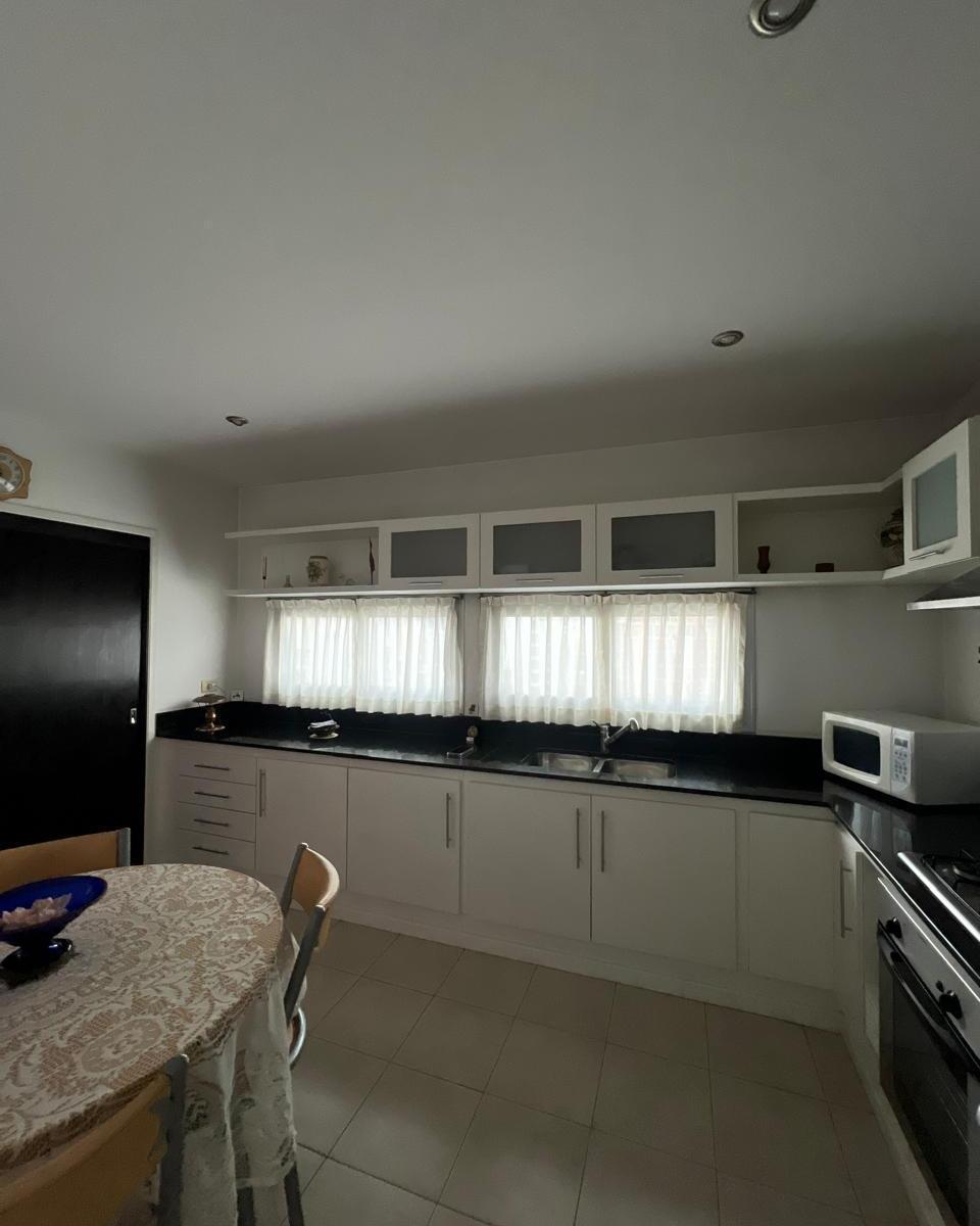 Departamento en Venta de Dos Dorm. 1