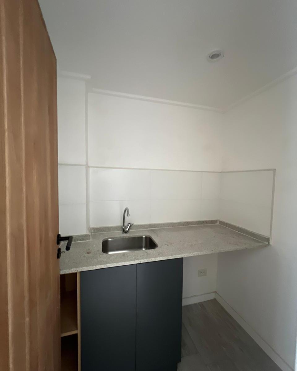 Departamento en Venta a Estrenar (Zona Cerrito) 5