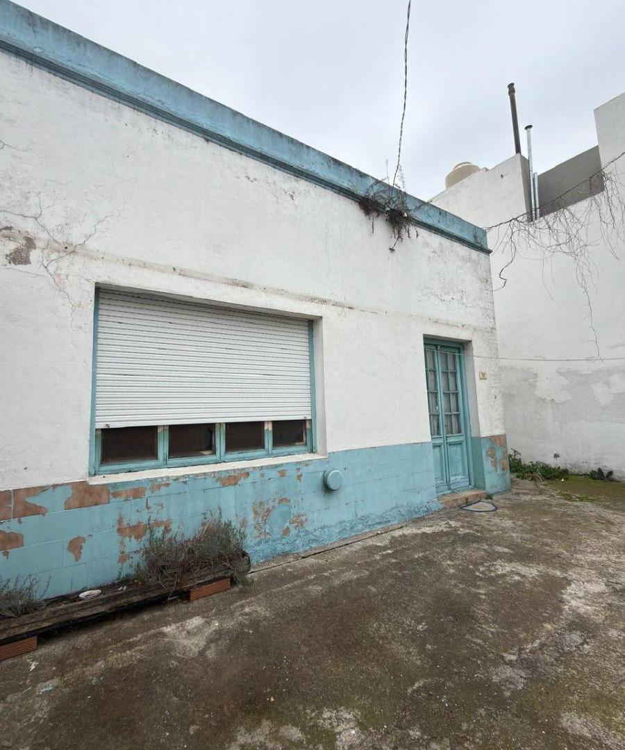 Lote con construcción existente