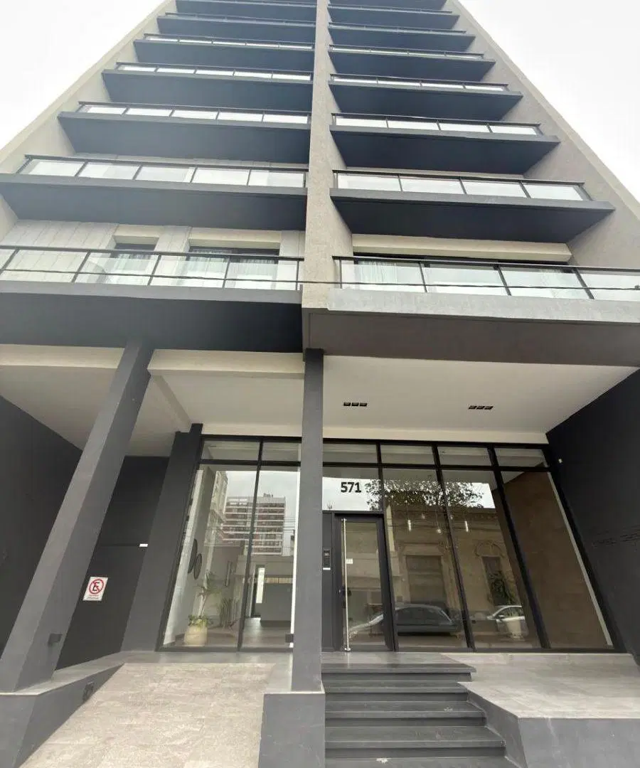 Departamento Céntrico a Estrenar - 125 m2 cubiertos, Cochera y Amenities 1