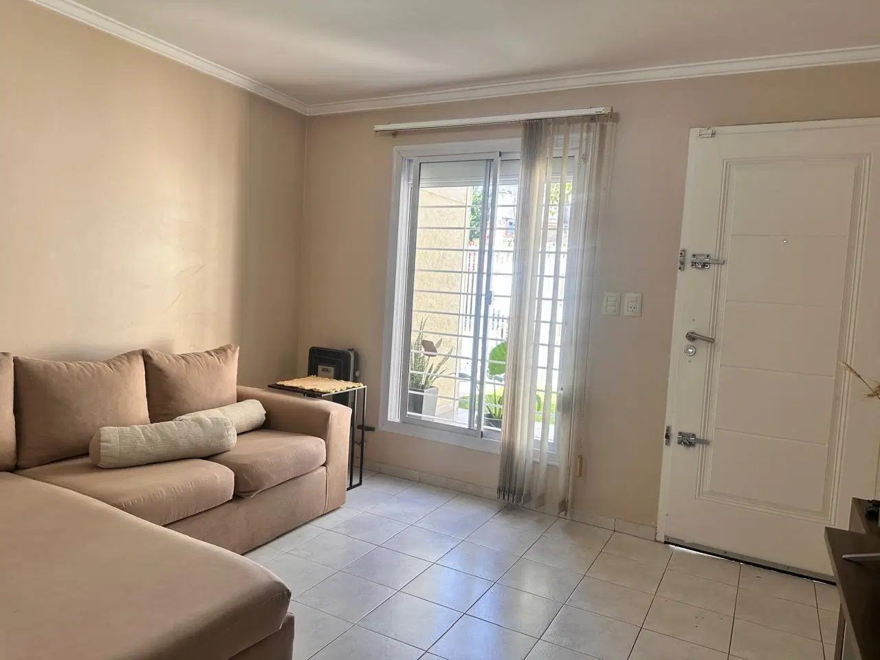 CASA EN GRANJA DE FUNES cPILETA - 3Dor. 2 Baños - APTA CREDITO 4