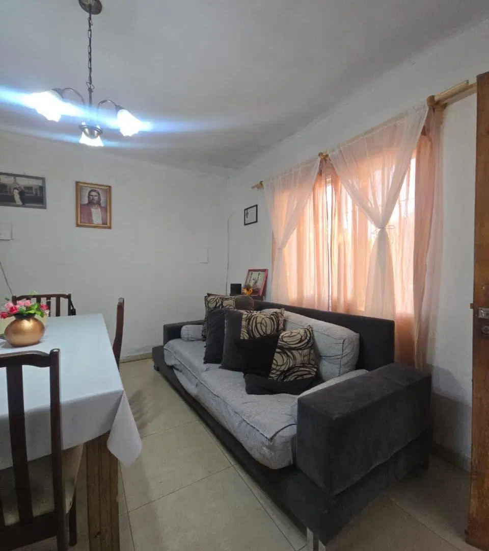 VENDO CASA EN B PATRICIOS 3 DORM. - APTA CREDITO 5
