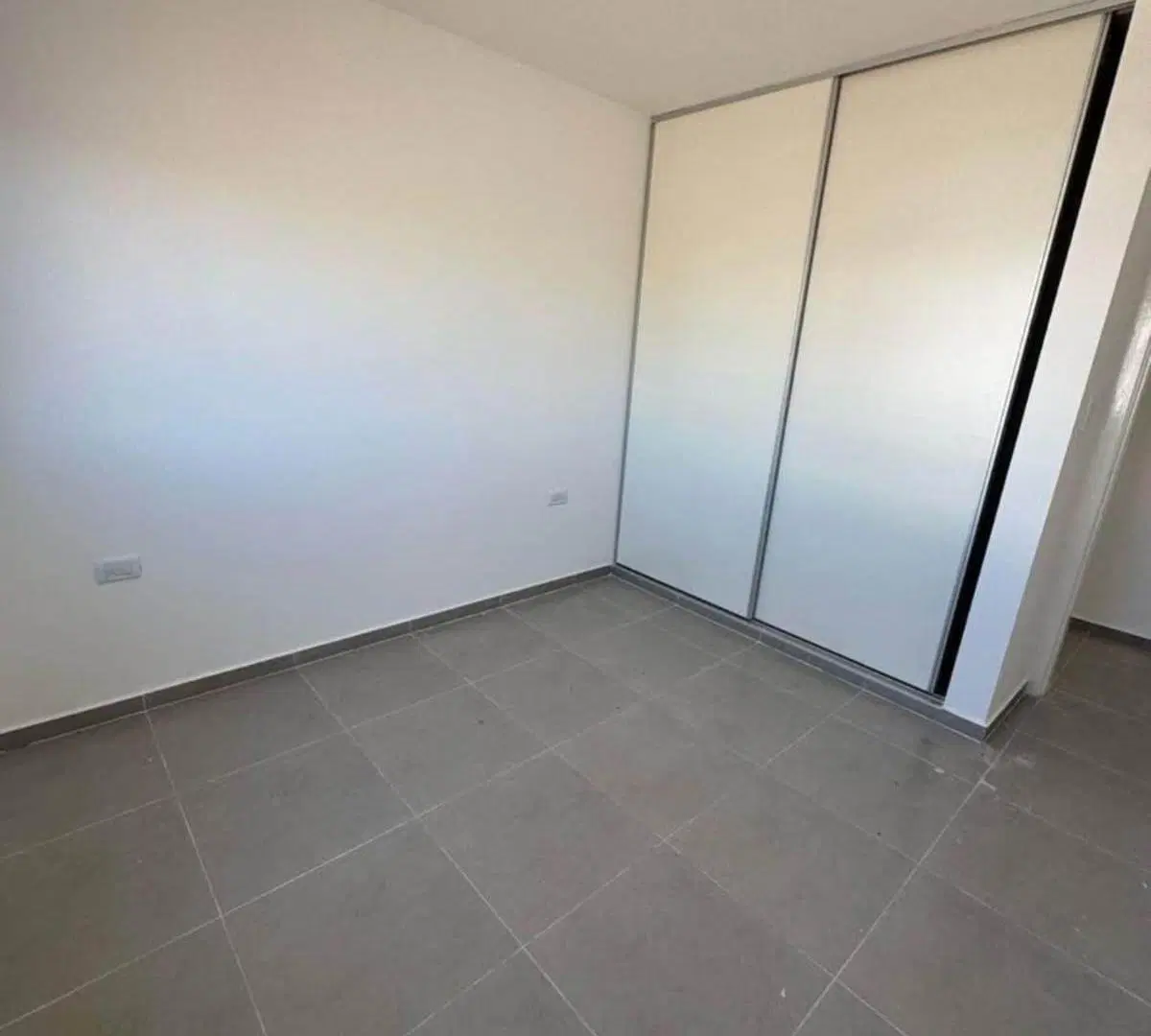 DUPLEX 1 DOR. CAMPOS DE MANANTIALES 4