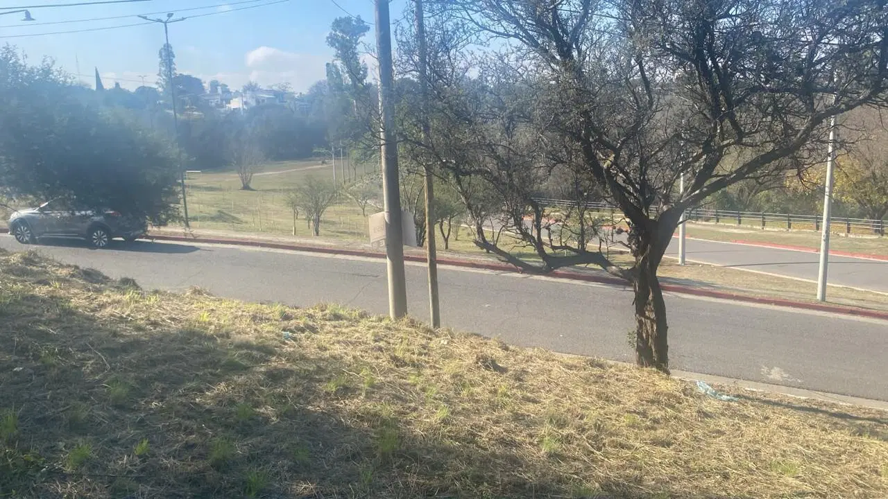 VENDO/FINANCIO/PERMUTO HERMOSO LOTE EN BARRIO PARQUE CAPITAL 2